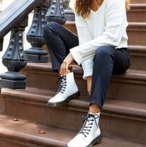 Dr Martens Luana White Size 9
